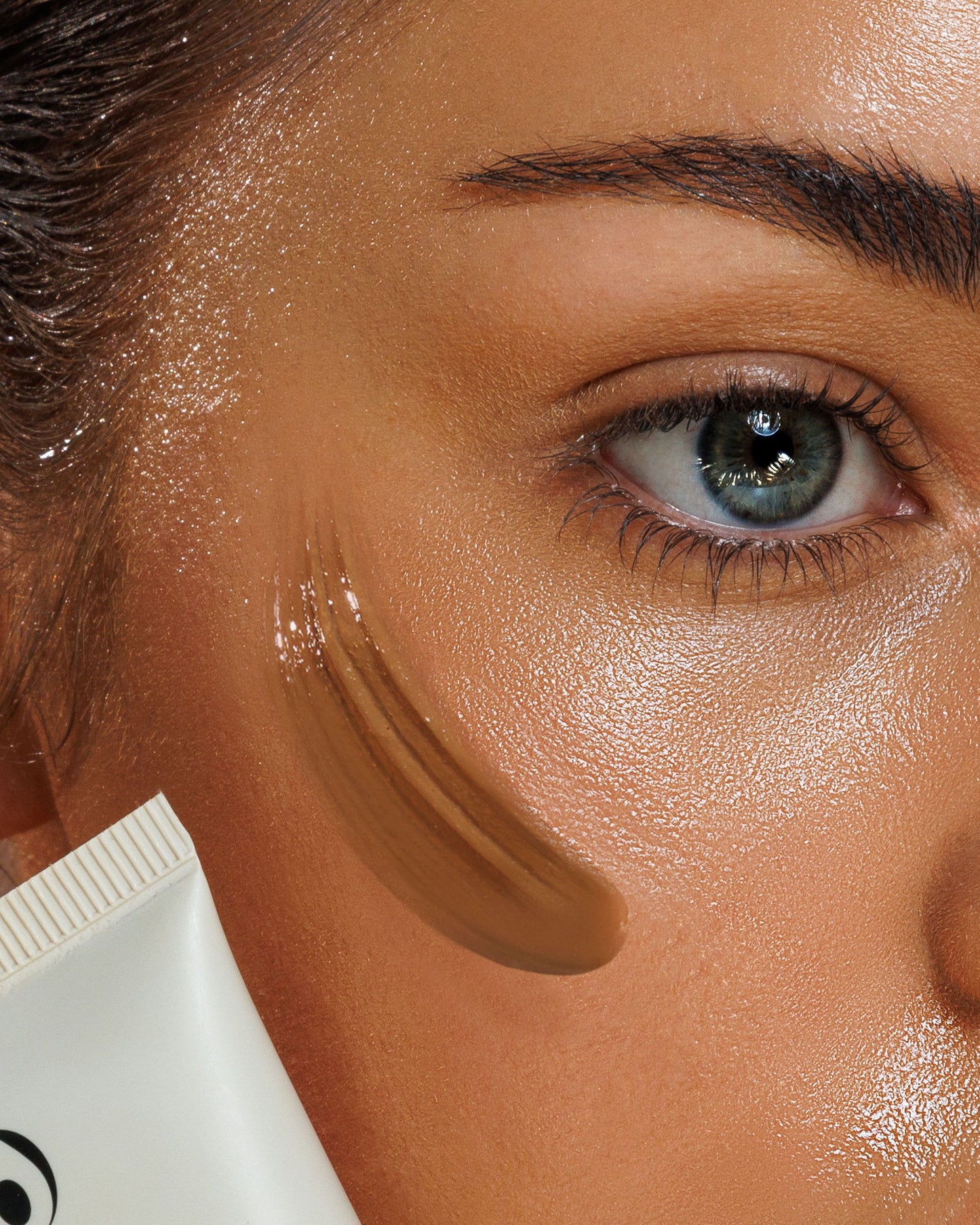 SPF50 Natural Tinted Moisturiser Medium Dark